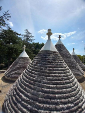 Trulli Pinnacoli Locorotondo